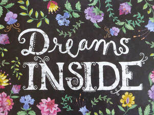 Picture - The lid of box which says 'Dream Inside'